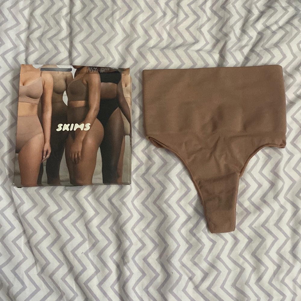 skims core control thong